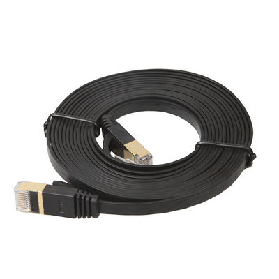 Praktisches schwarzes flaches Cat6-Ethernet-Kabel mit goldgeschirmten Snagless-Rj45-Anschlüssen